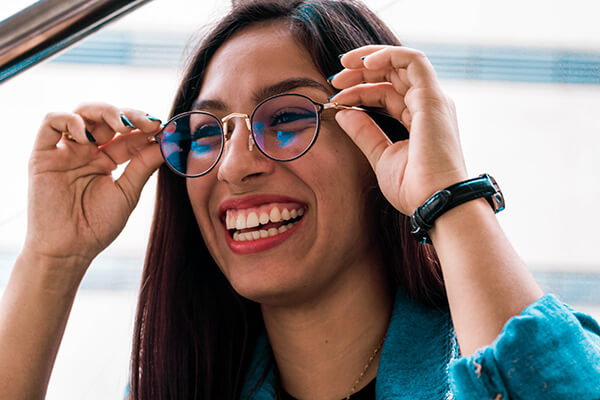 Wearing glasses outlet