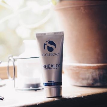 iS CLINICAL Sheald Recovery Balm