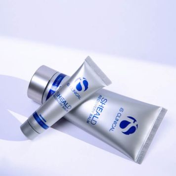 iS CLINICAL Sheald Recovery Balm - Travel Size 15g