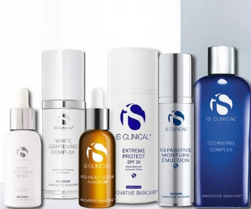 iS CLINICAL Pigmentation Regime Steps