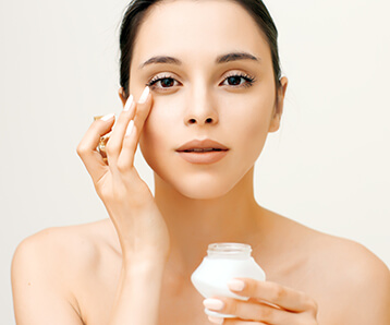 Everything You Need to Know About Eye Creams