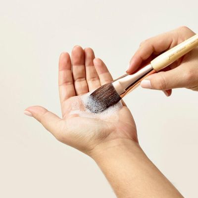 Make-up Brush Cleanser
