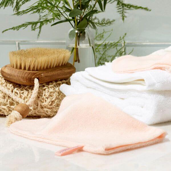 Jane Iredale Magic Mitt